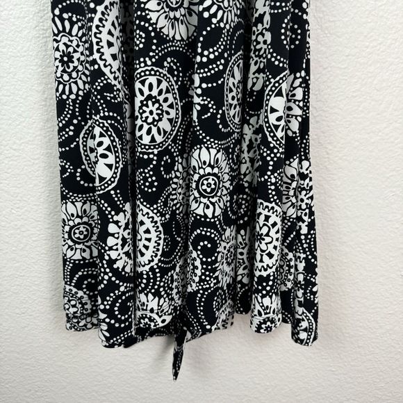 Harold’s Floral Mandala Midi Wrap Dress 3/4 Sleeve Black White 0 - Picture 12 of 16